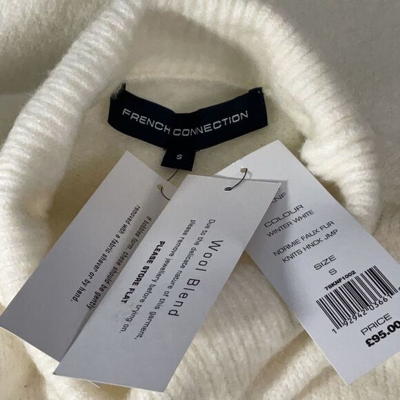 NWT French Connection Cream Long Sleeve Turtle Neck Sweater Faux Fur Arms Sz Sm - Picture 4 of 4